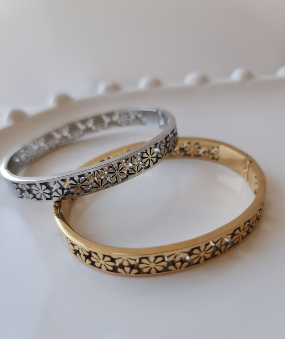 Traditional Bangle