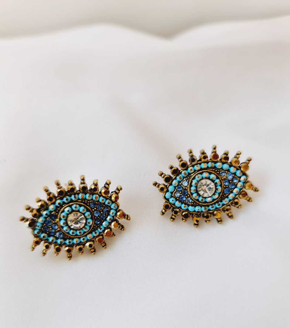 Lashcious Earrings