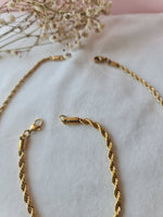 Load image into Gallery viewer, Whirl Necklace Set
