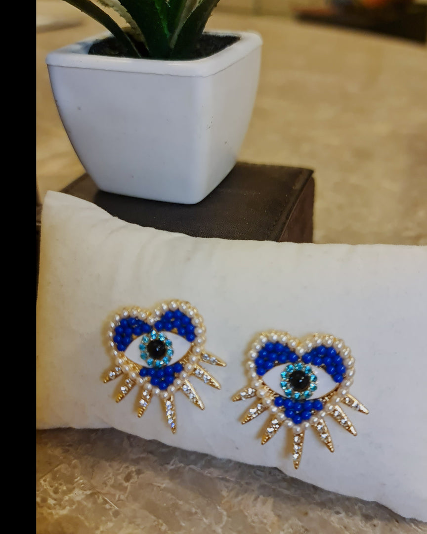 Eye Spikes Earrings